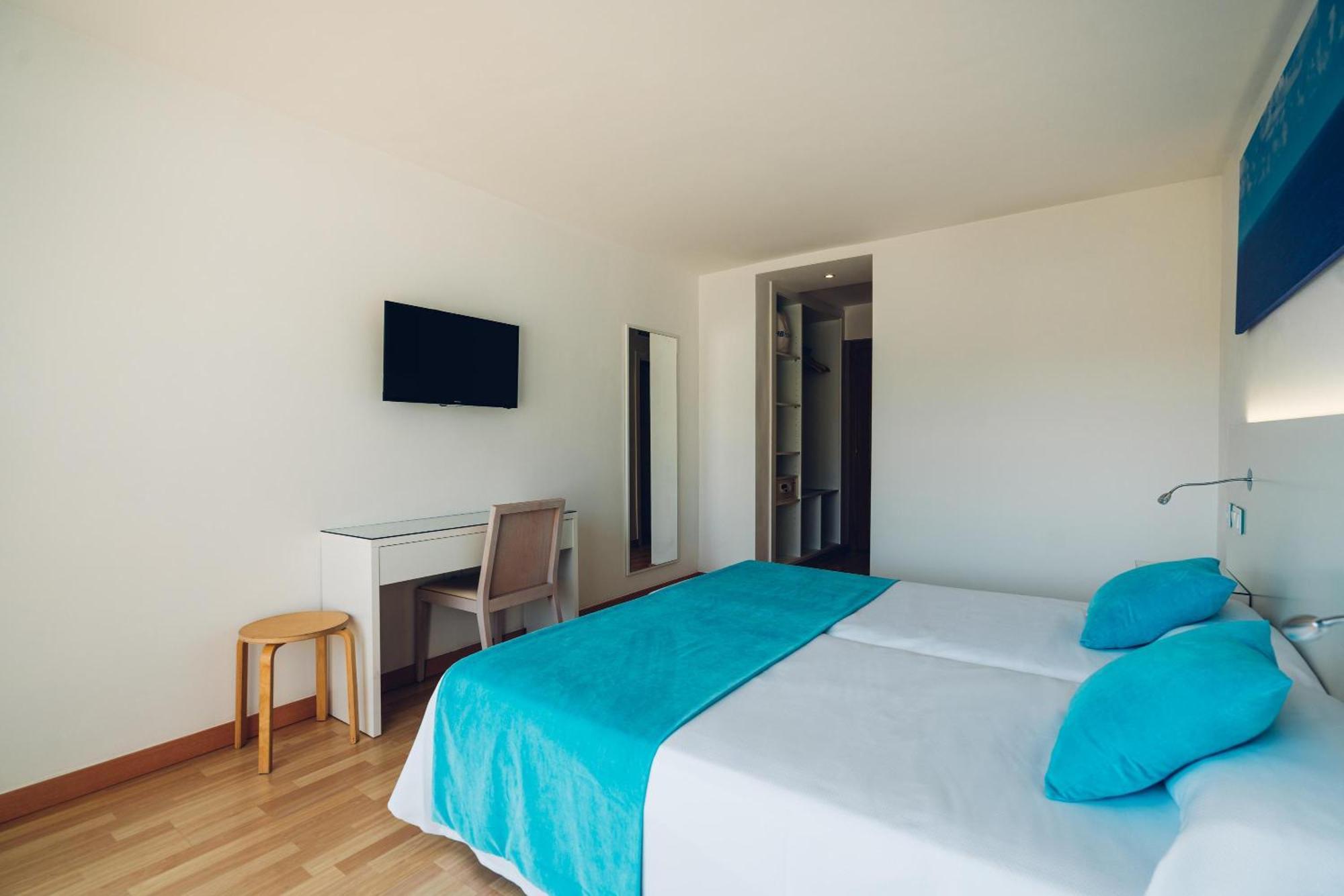 Thb Dos Playas - Adults Only Hotel Cala Ratjada  Exterior photo