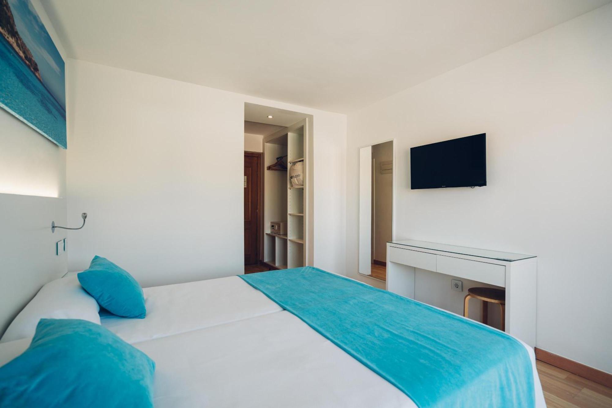 Thb Dos Playas - Adults Only Hotel Cala Ratjada  Exterior photo