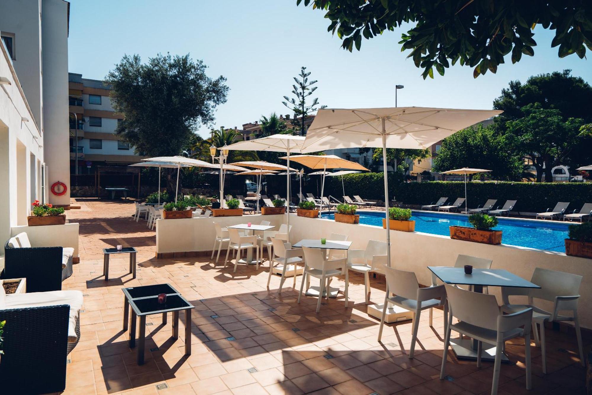 Thb Dos Playas - Adults Only Hotel Cala Ratjada  Exterior photo